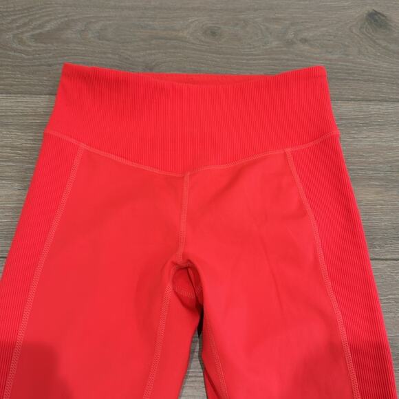 ZELLA Red Ribbed Waist Mid Rise Cropped Active Workout Gym Leggings Size Small - Picture 3 of 9
